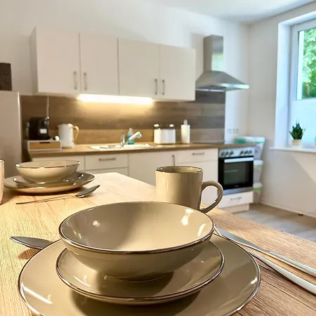Apartment Modernes Mit Queensize-bett, Netflix, Kueche, Erdgeschoss, Naehe Ameos Klinik *