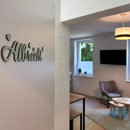 Modernes Mit Queensize-bett, Netflix, Kueche, Erdgeschoss, Naehe Ameos Klinik アパート *