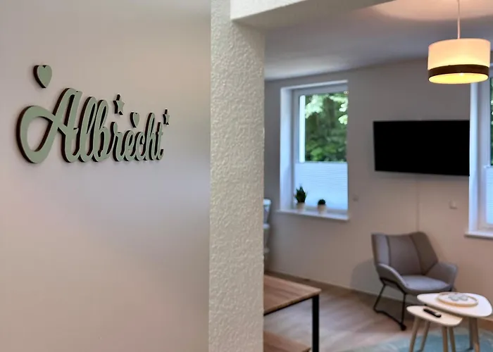 Modernes Mit Queensize-bett, Netflix, Kueche, Erdgeschoss, Naehe Ameos Klinik アパート *